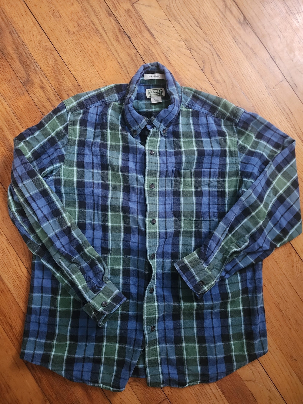 L.L. Bean Men's Blue and Green Plaid Button-Down Shirt